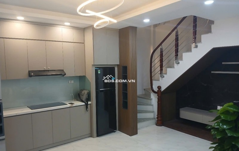 Nhà riêng 5 tầng, 3PN, hai thoáng, phố Đại La, Hai Bà Trưng gần TimeCity